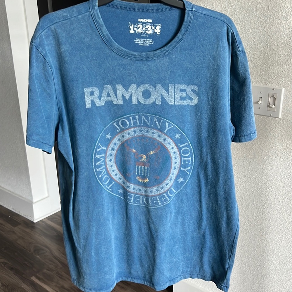 Ramones t-shirt